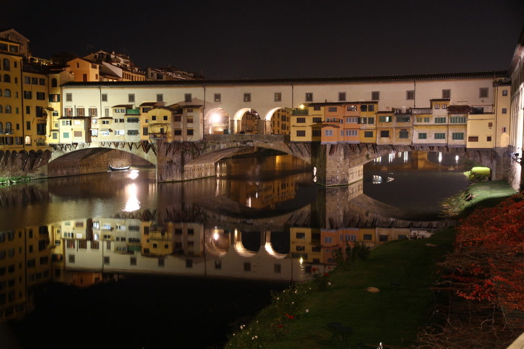 Florence Ponte Vecchio bridge at night