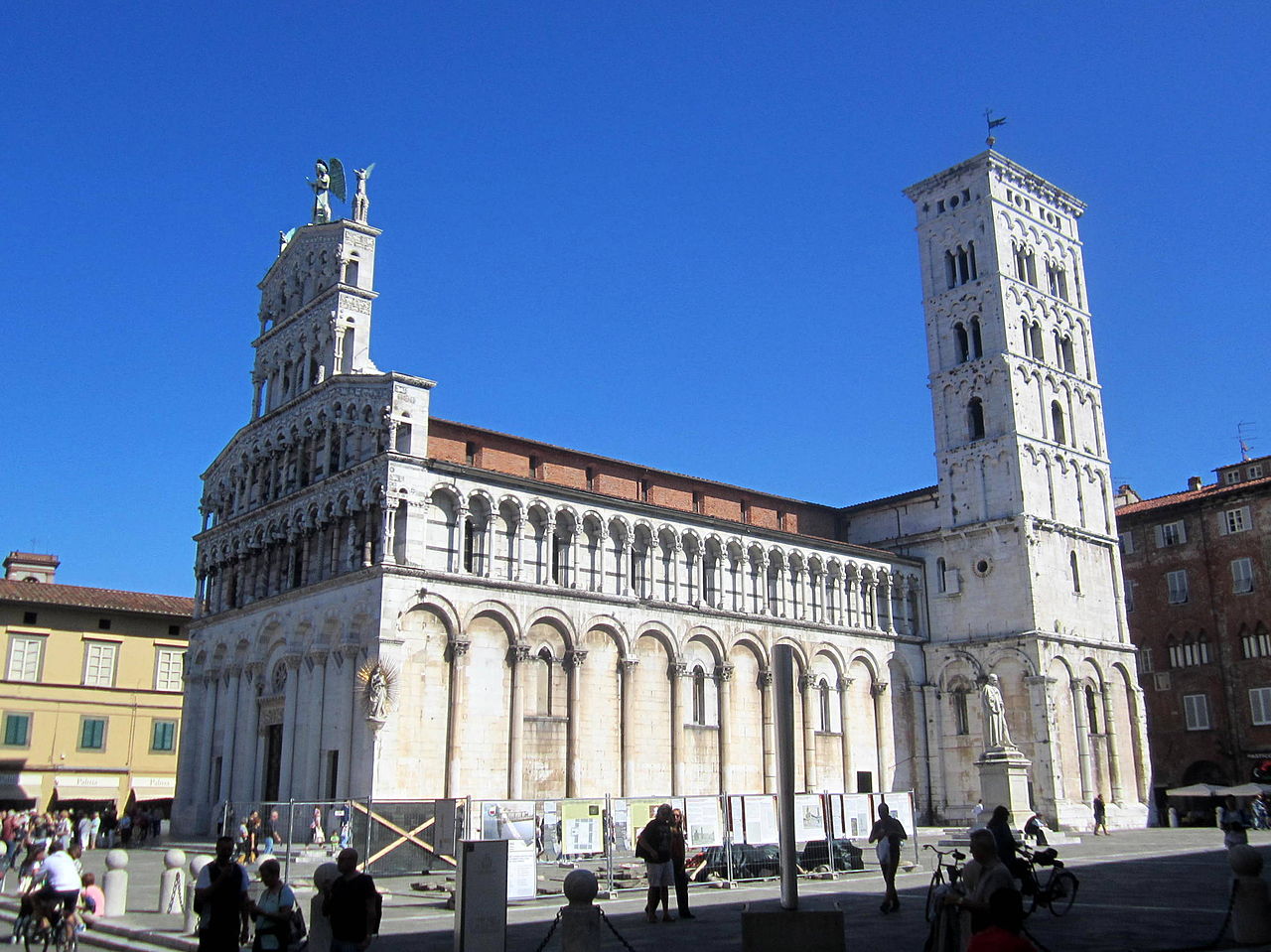 Lucca Chiesa di San Michele in Foro 01